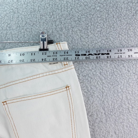 Billabong White Denim Contrast Stitch Jeans Womens 28 High Rise Crop Pants Y2K - Picture 5 of 7